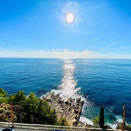 Suite Sunset 22 - Fronte Mare Sanremo Exteriör bild