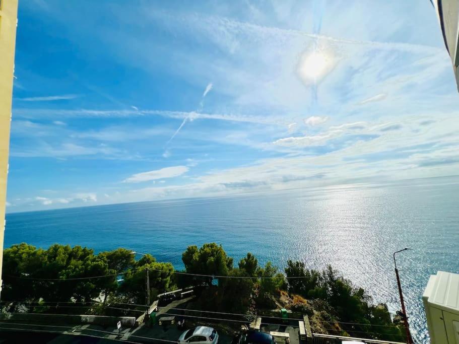 Suite Sunset 22 - Fronte Mare Sanremo Exteriör bild