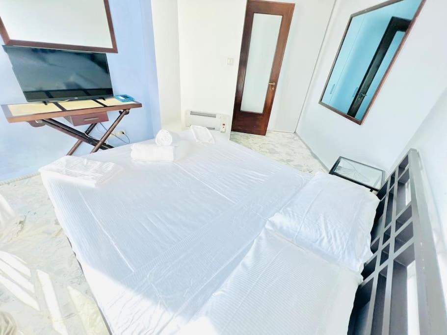 Suite Sunset 22 - Fronte Mare Sanremo Exteriör bild